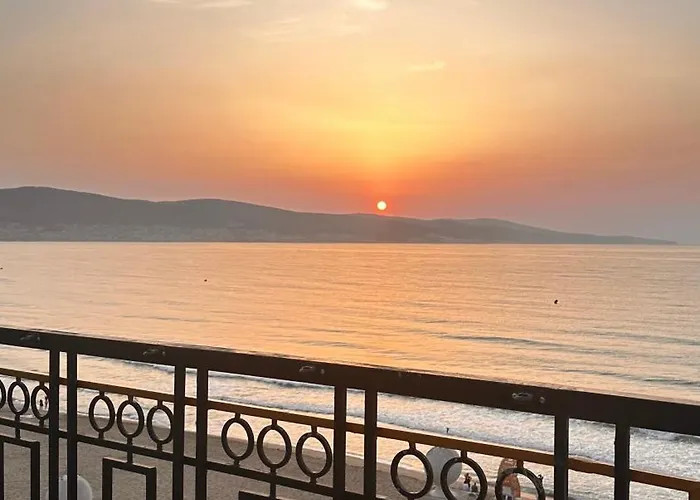 Apartment Penthouse Happy Moments *